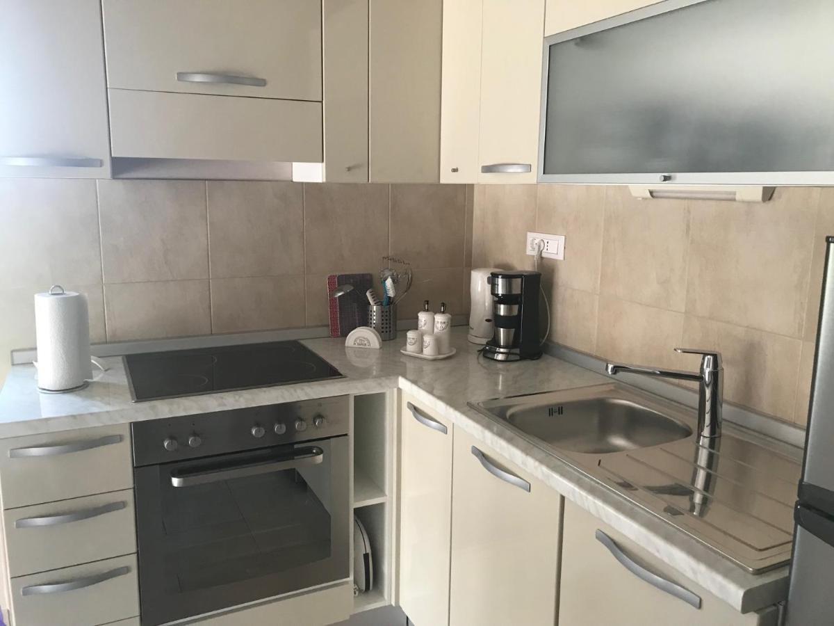 Apartments Maslina Примоштен Экстерьер фото
