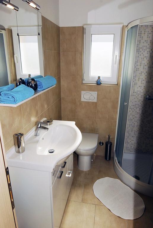 Apartments Maslina Примоштен Экстерьер фото