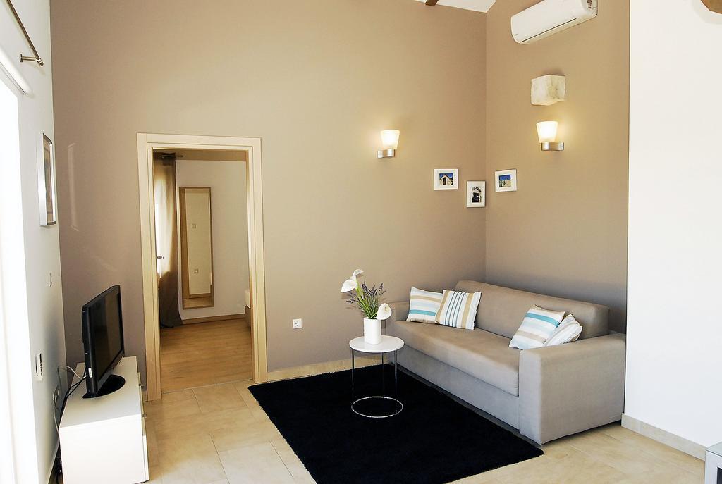 Apartments Maslina Примоштен Экстерьер фото